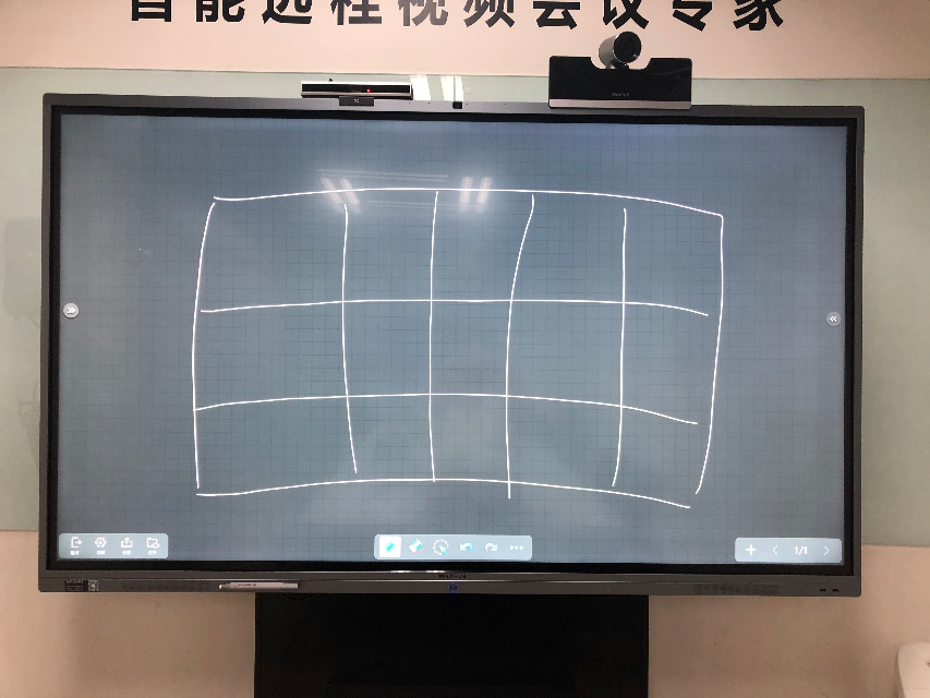 用白板自己画表格，歪歪扭扭